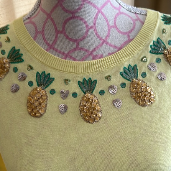 Talbots cotton rayon short sleeve sweater with pineapples, beaded and sequins - Picture 2 of 3